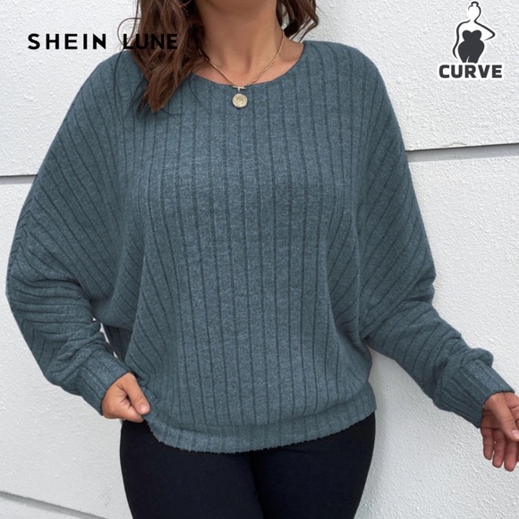SHEIN Tops - SHEIN Lune Curve Dusty Blue Top Size 3xl
